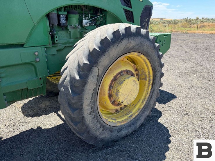 2007-john-deere-8330-image-36