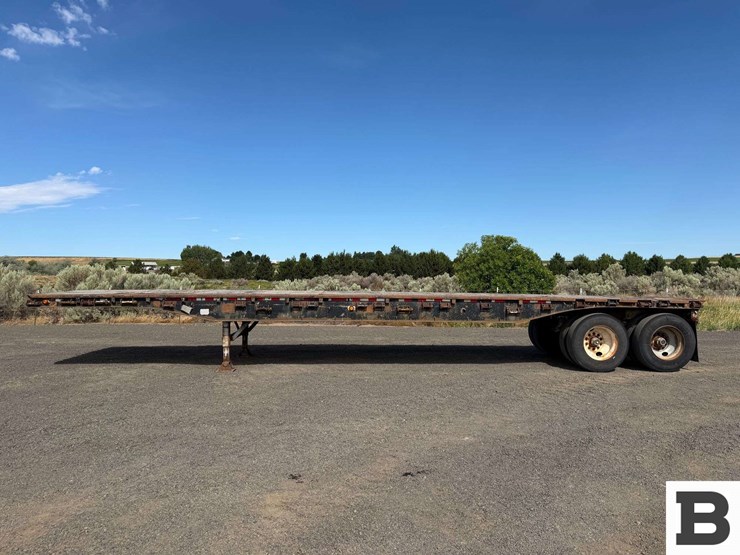 1973-trailmobile-flatbed-image-2