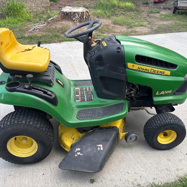 JOHN DEERE LA