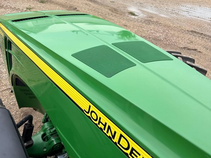 2014-john-deere-8320r-image-86