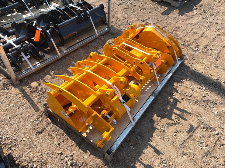#18369-•-2026-giyi-(8)-cat-301-excavator-attachment-set-(princeton,-mn)-image-2
