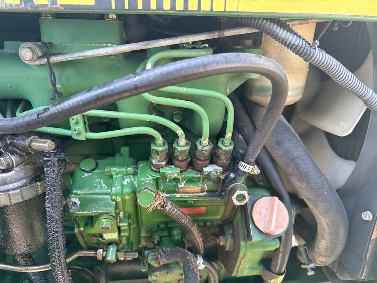 1992-john-deere-1070-image-24