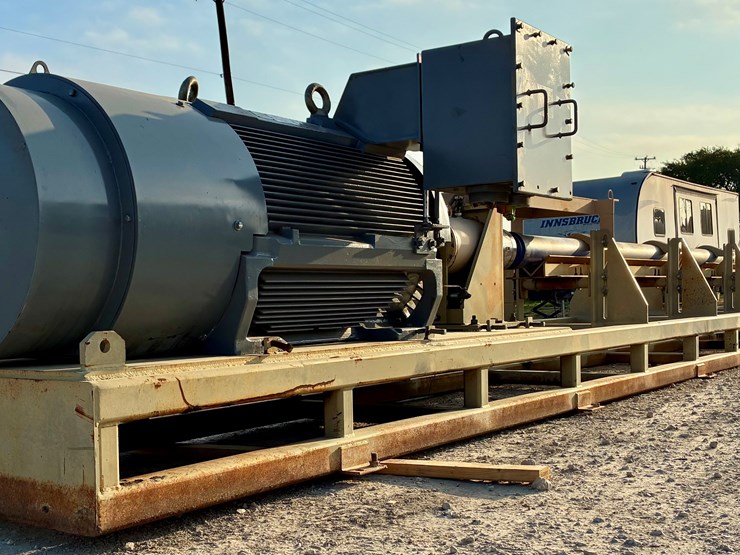 baker-h-pump-on-skid-with-electrospeed-powersource-image-10