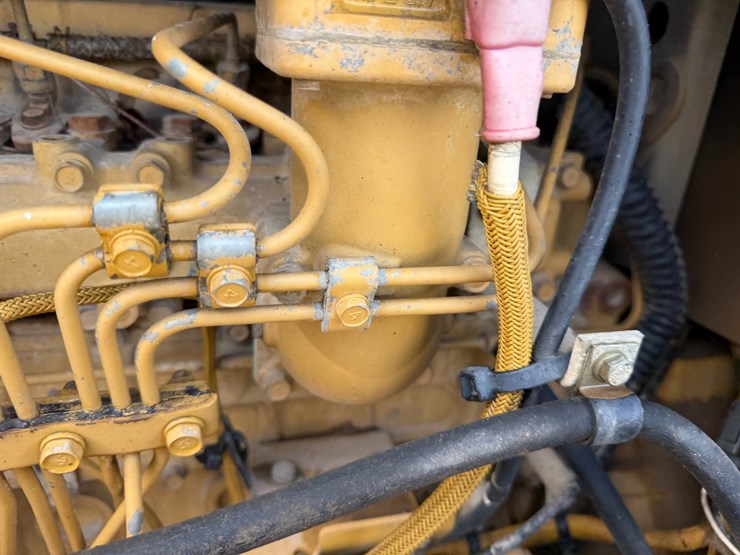 2005-caterpillar-d5g-image-57