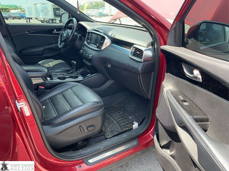 2017-kia-sorento-image-18