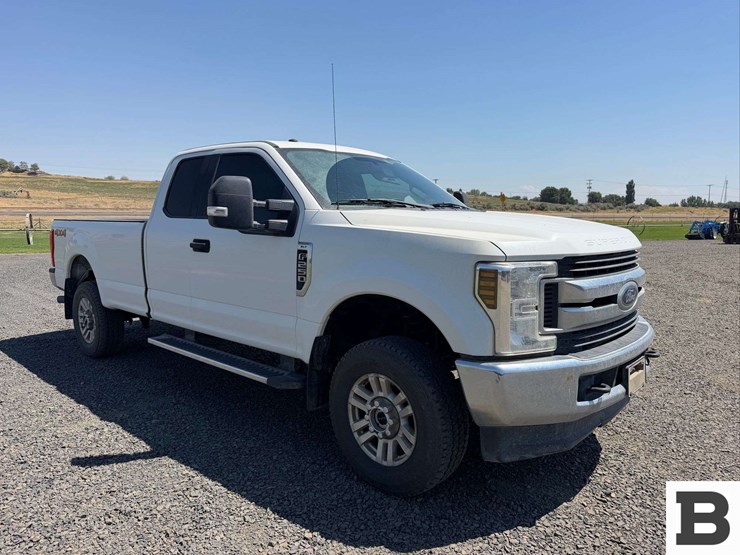 2019-ford-f250-image-13