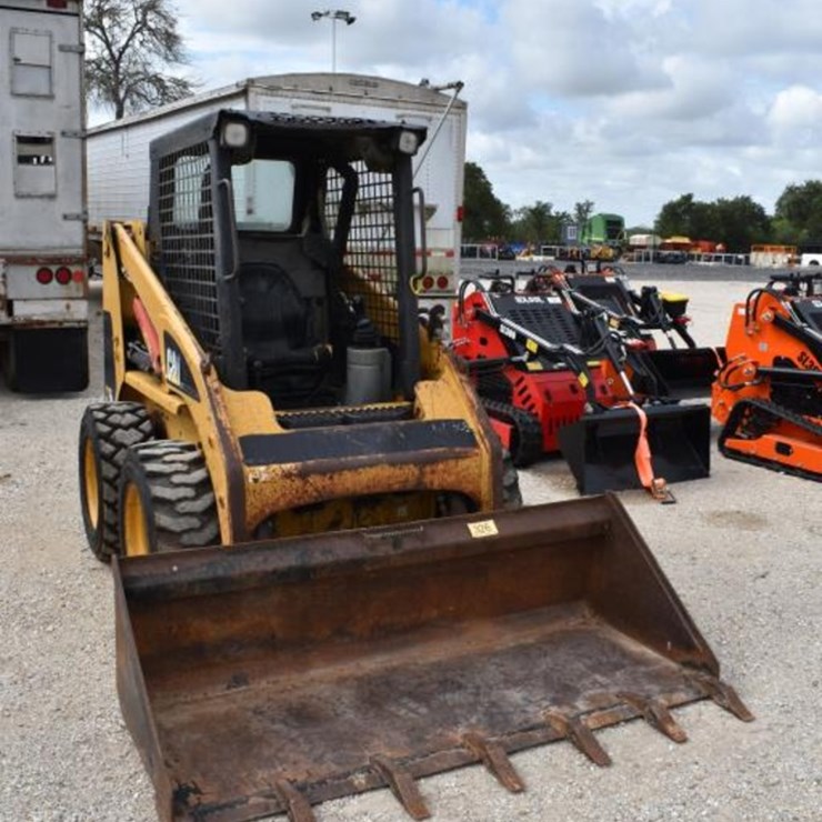 CATERPILLAR 226