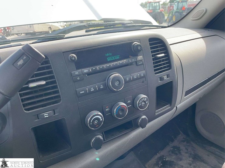 2008-chevrolet-silverado-1500-image-13