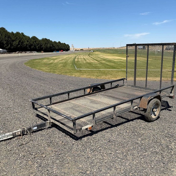 2016 Carry-On Utility Trailer