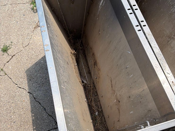 3-hog-slat-300-series-stainless-steel-hog-feeders-image-8