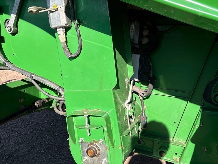 2012-john-deere-s680-image-41