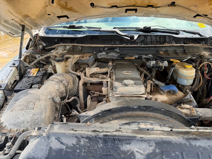 2014-dodge-3500-image-49