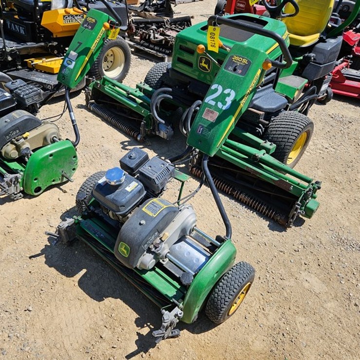 JOHN DEERE 220