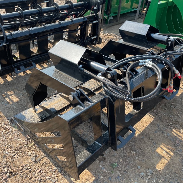 #18342 • 2026 GIYI Skid Steer Hollow Wood Grabber (Princeton, MN)