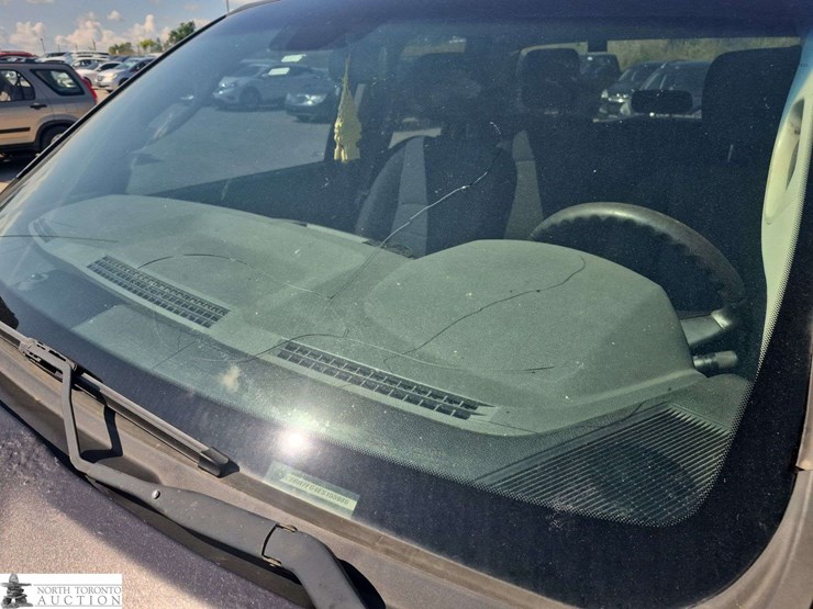 2014-dodge-1500-image-38
