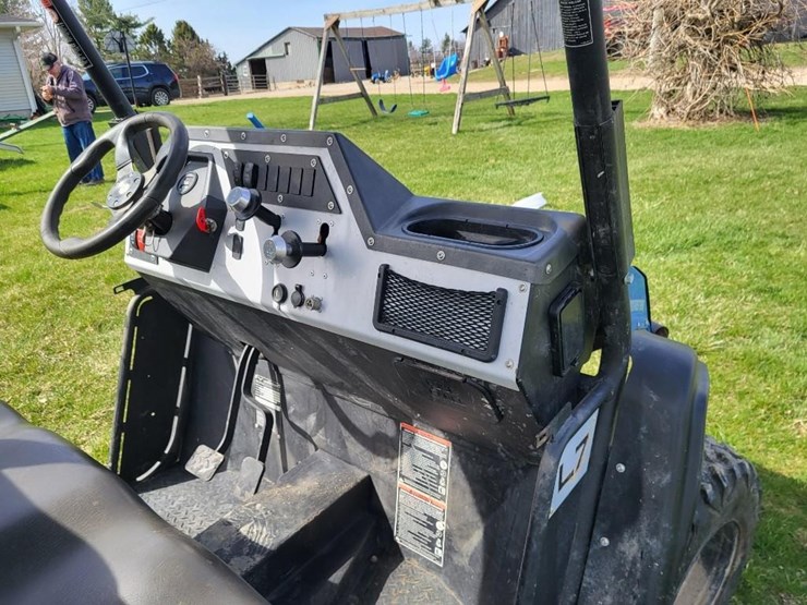 2021-landmaster-l7-utv---one-owner-image-29