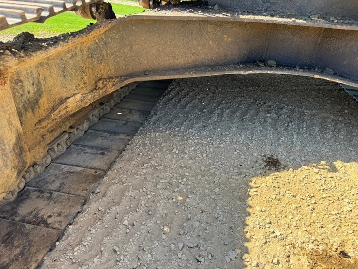deere-230-lc-image-107