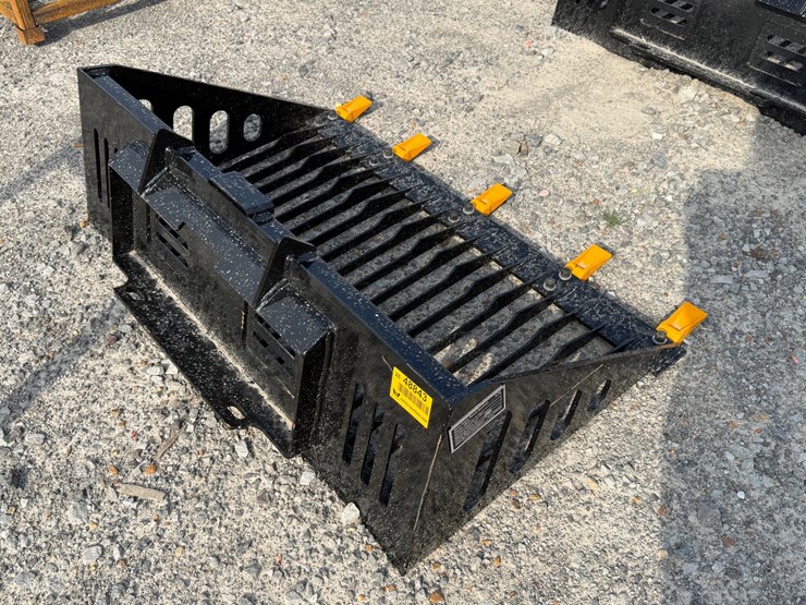 #48843-•-unused-future-rb44-skid-steer-rock-bucket-ztxyscd260215-image-5