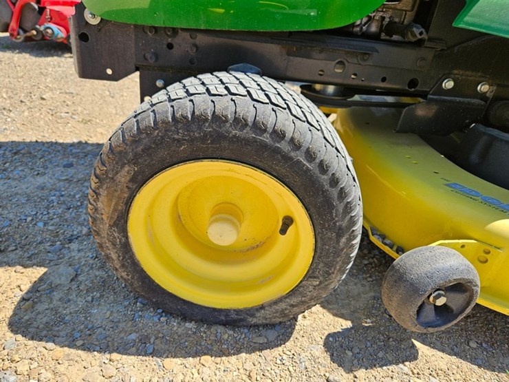 john-deere-x360-image-10