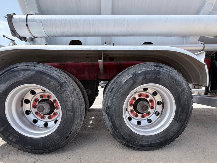 2013-troxell-trailer-image-9