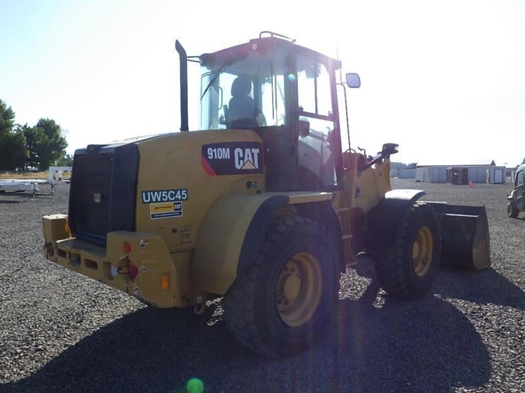 2017-caterpillar-910m-image-5