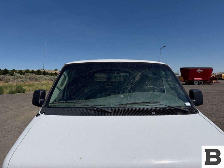 2003-ford-econoline-350-image-9