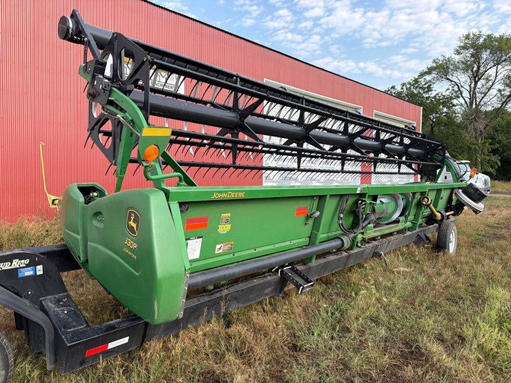 john-deere-630f-image-1