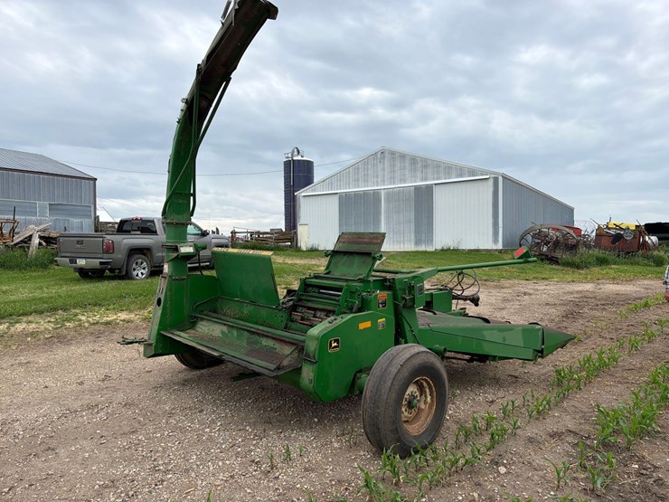 john-deere-3970-image-3