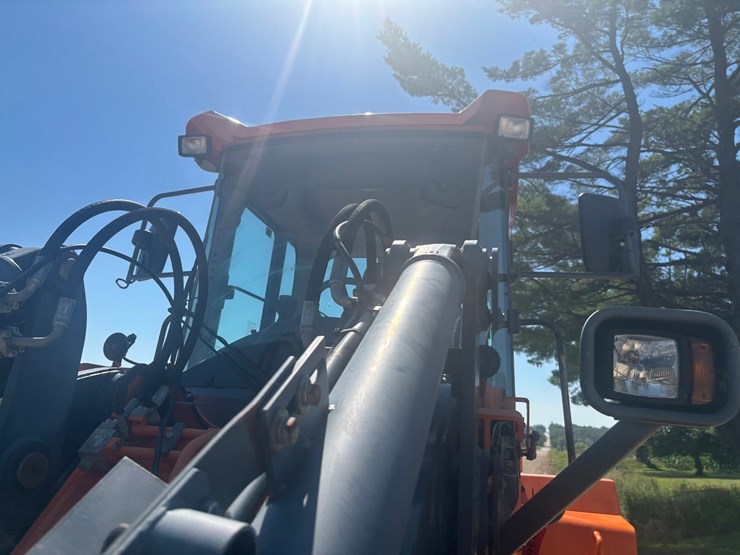 2013-doosan-dl250tc-image-30