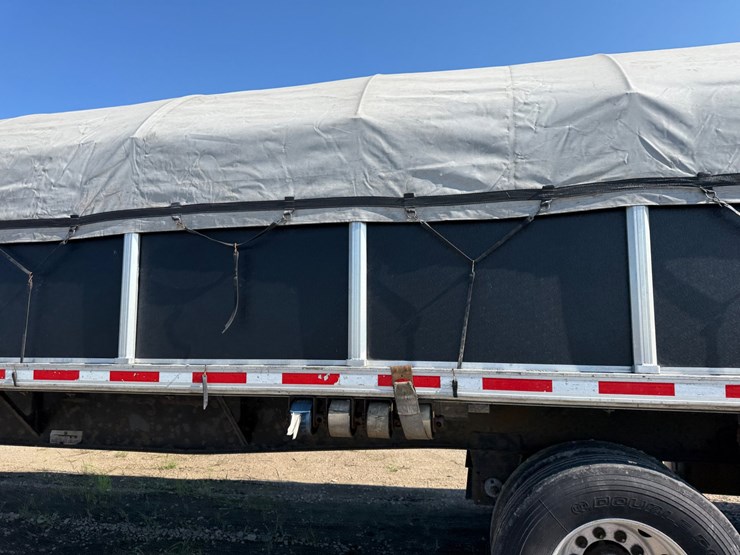2016-fontaine-flat-bed-trailer-image-48