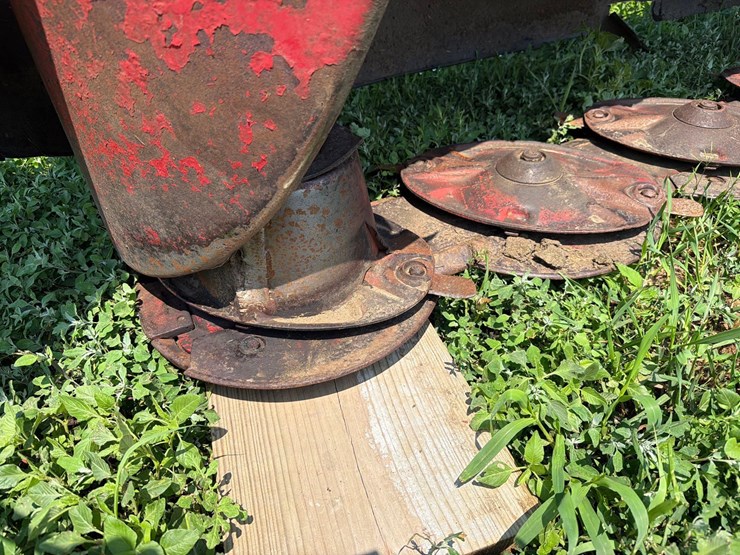 gehl-dm162-7ft-disc-mower-image-19