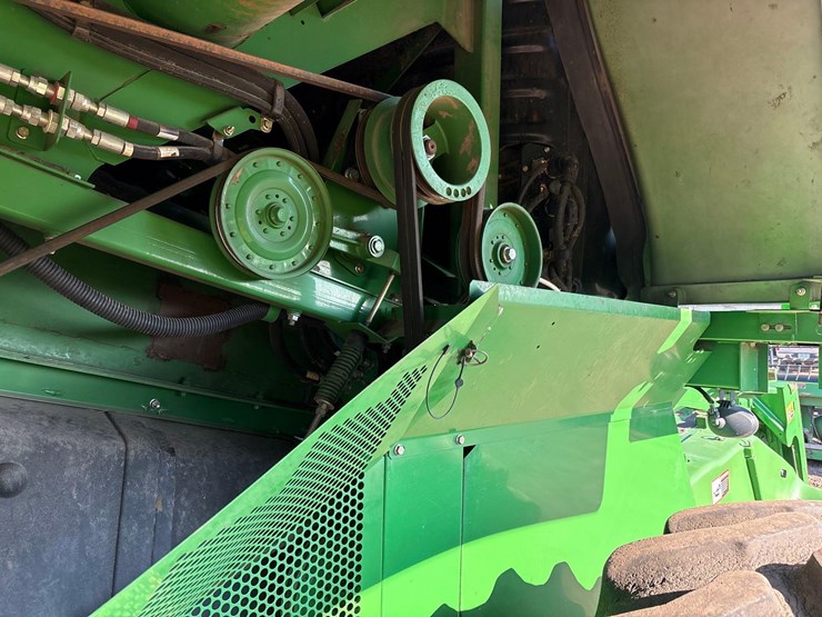 2012-john-deere-s680-image-52