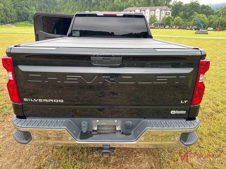 2020-chevrolet-silverado-1500-image-11