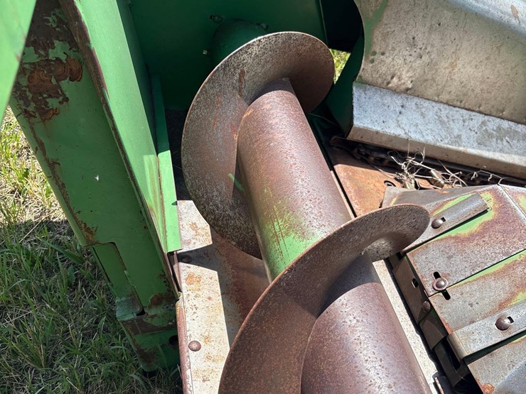 john-deere-443-image-25