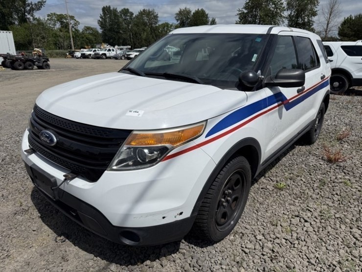 2014-ford-explorer-image-1