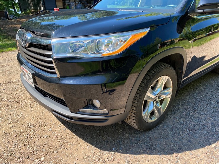 2016-toyota-highlander-image-10