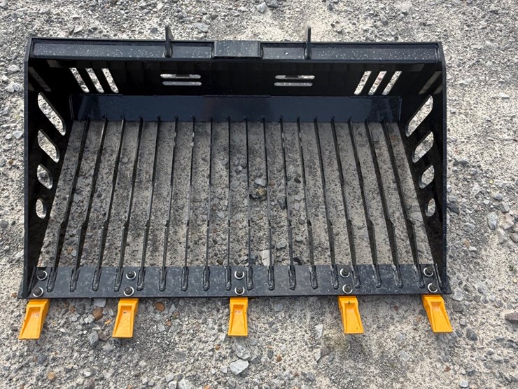 #48842-•-unused-future-rb44-43"-skid-steer-rock-bucket-ztxyscd260215-image-5