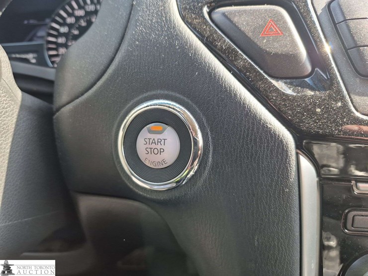 2014-nissan-pathfinder-image-21