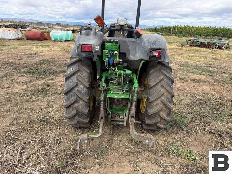 2009-john-deere-5101en-image-4
