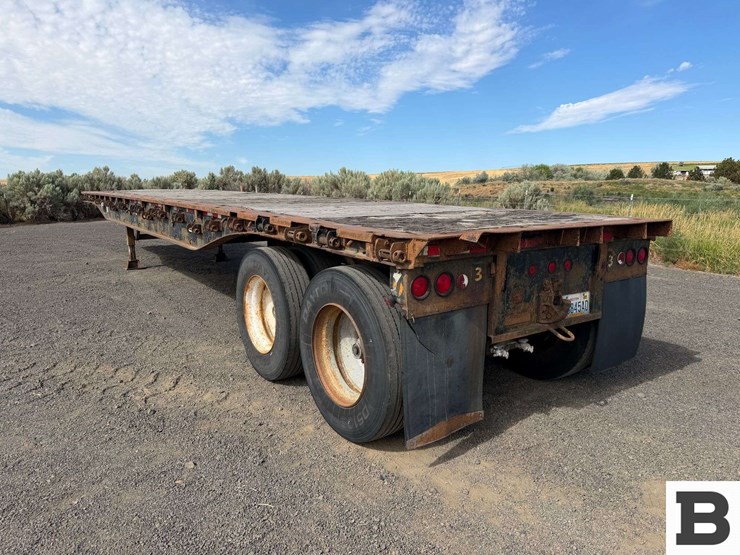 1973-trailmobile-flatbed-image-3