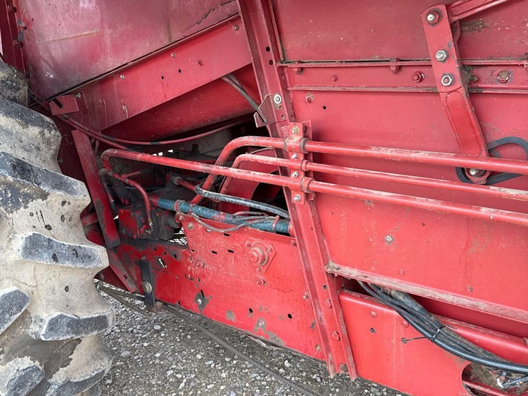 case-ih-1640-image-16