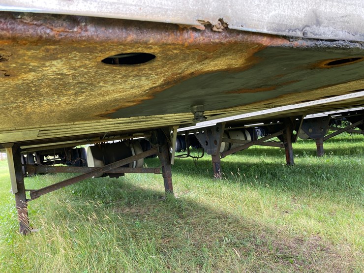 2005-utility-3000r-reefer-image-29
