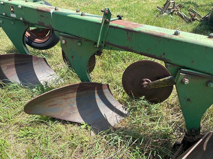 john-deere-1350-image-10