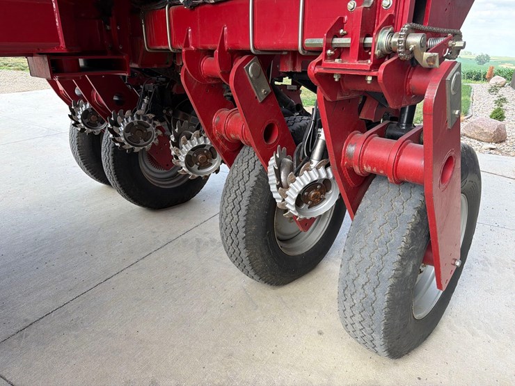 2012-case-ih-1250-image-38
