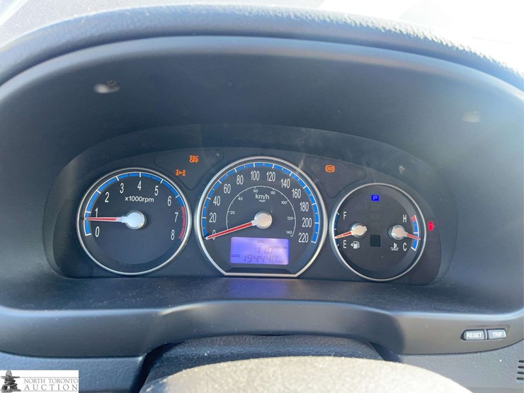 2009-hyundai-santa-fe-image-12