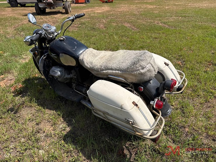 1969-moto-guzzi-motorcycle-image-4