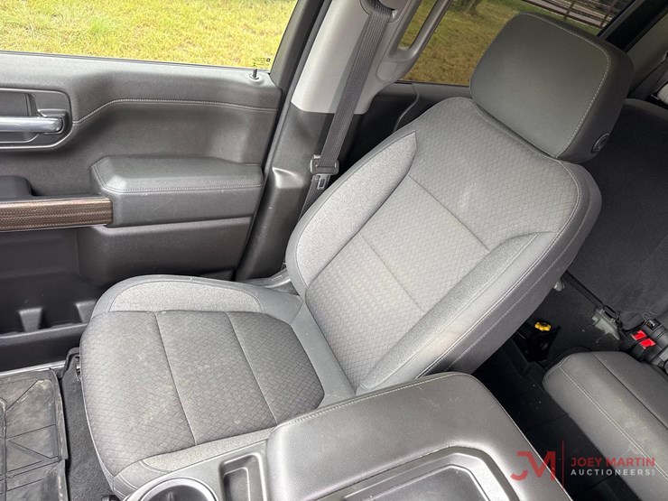 2020-chevrolet-silverado-1500-image-23