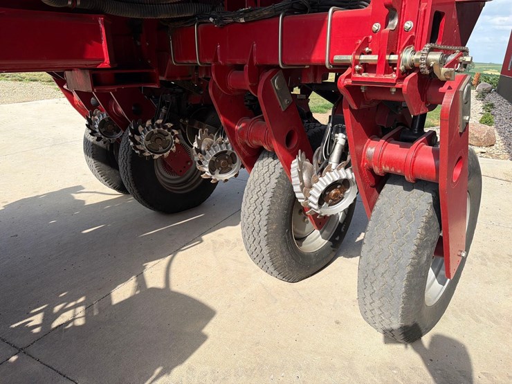 2012-case-ih-1250-image-17