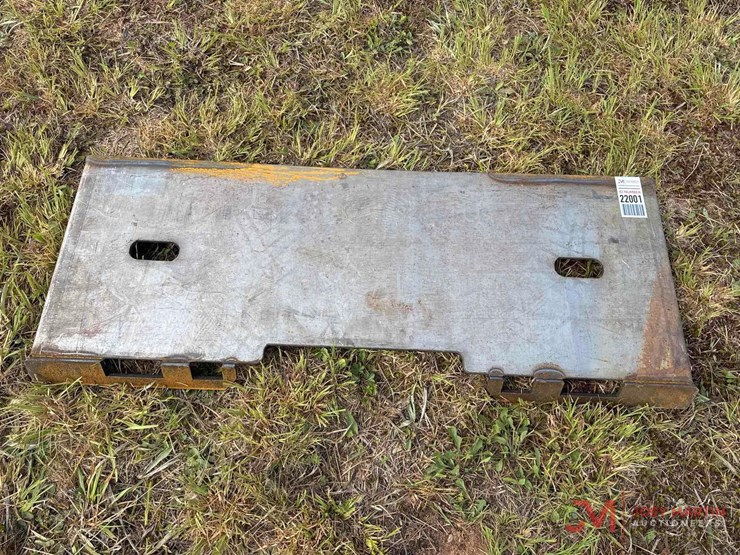 new-skid-steer-backing-plate-image-1