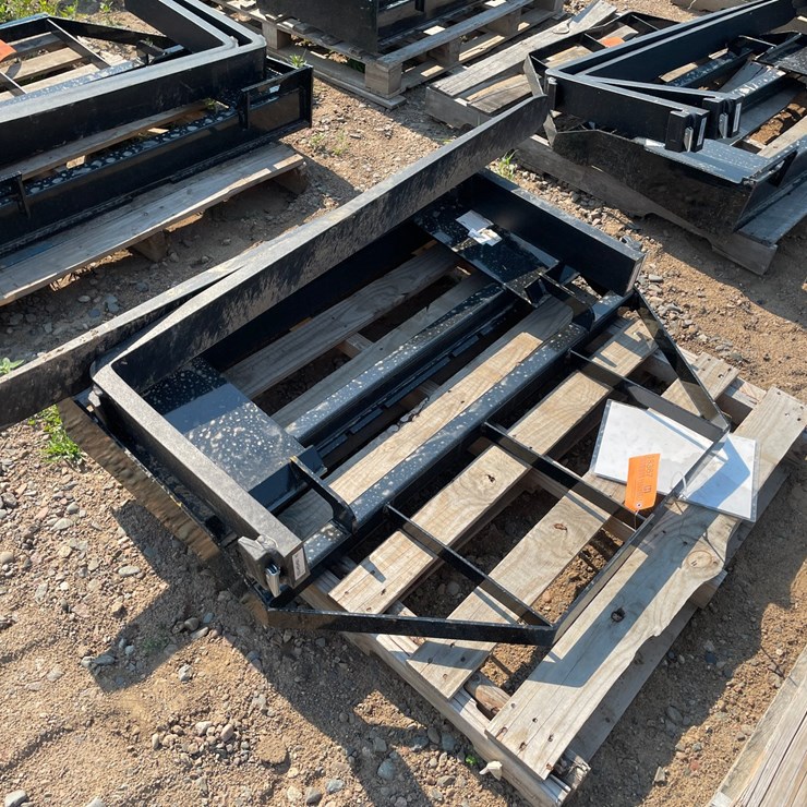 #18367 • Unused 2026 Mower King Skid Steer Forks (Princeton, MN)